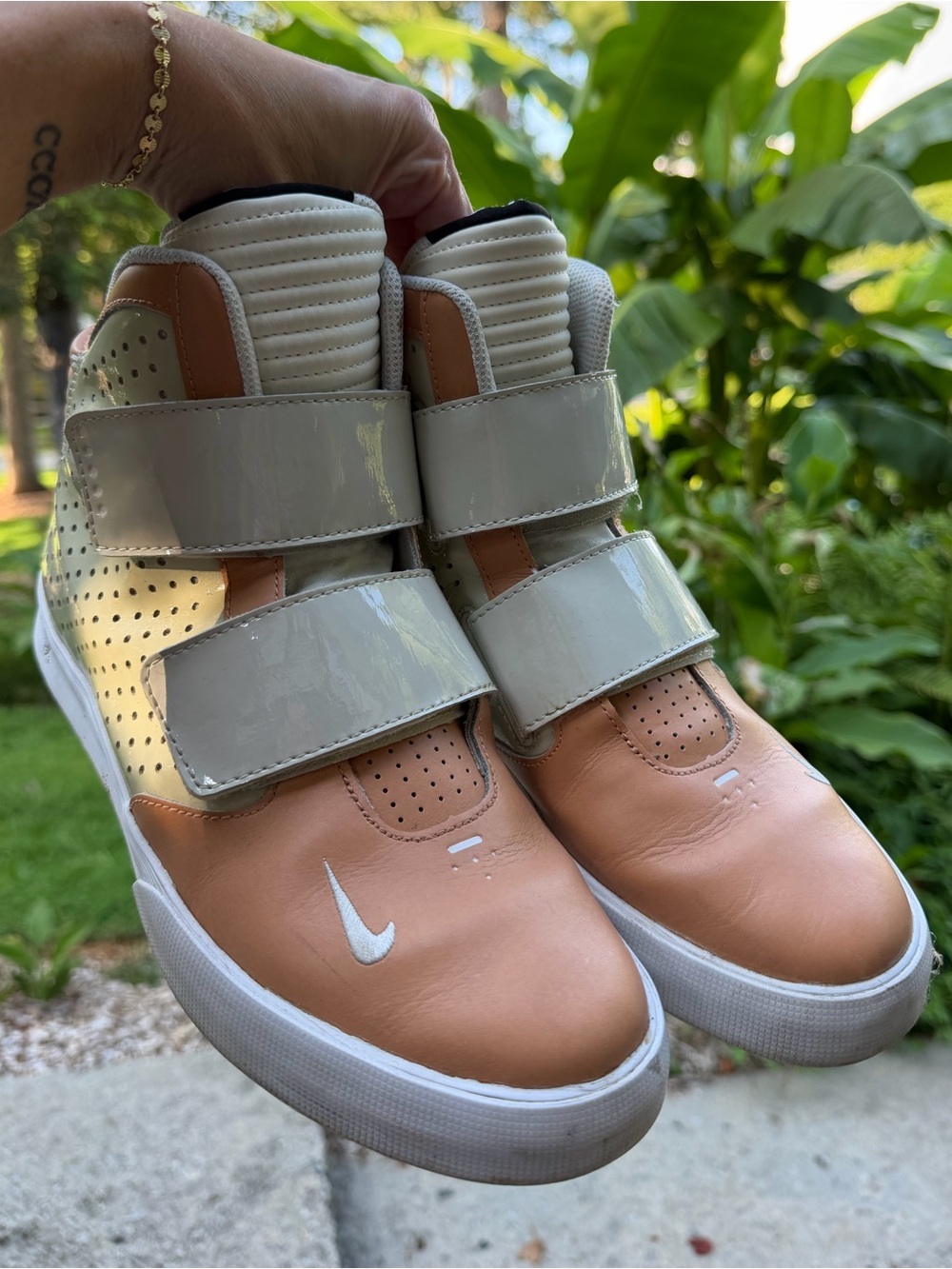 Nike Flystepper 2K3 Light Cognac Grey High Top Sneakers - Size 41